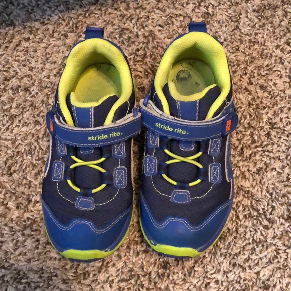 Stride Rite Other - Boys Stride Rite Sneakers
